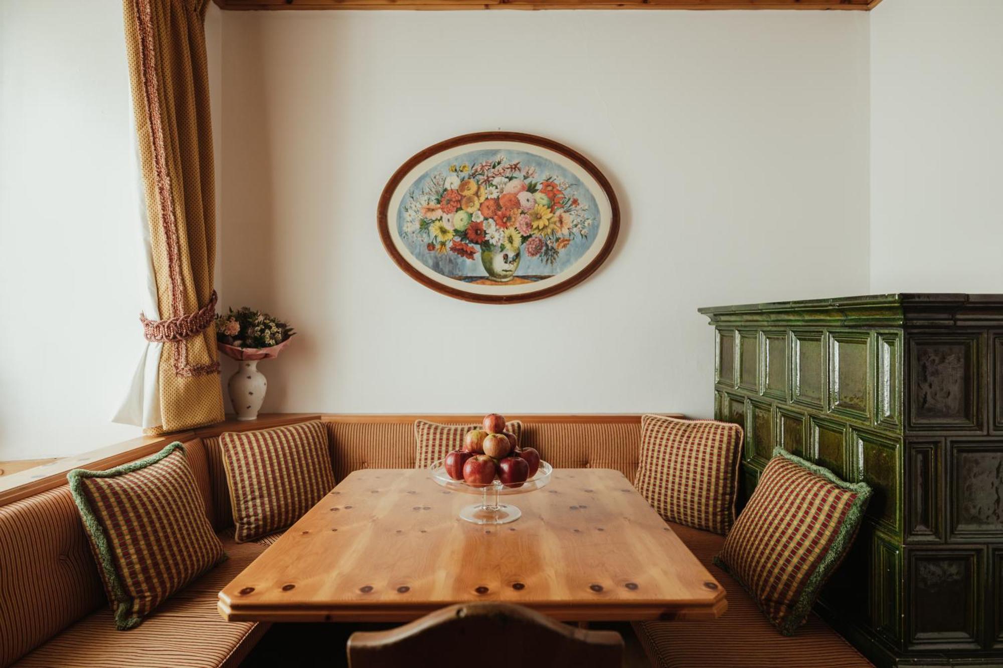 Corso Am Graben Hotel Brunico