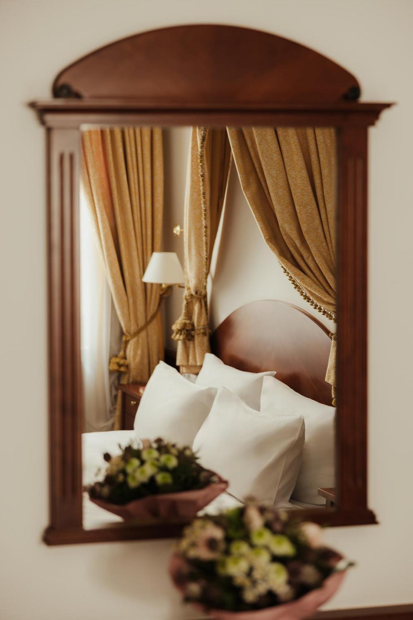 Corso Am Graben 4*