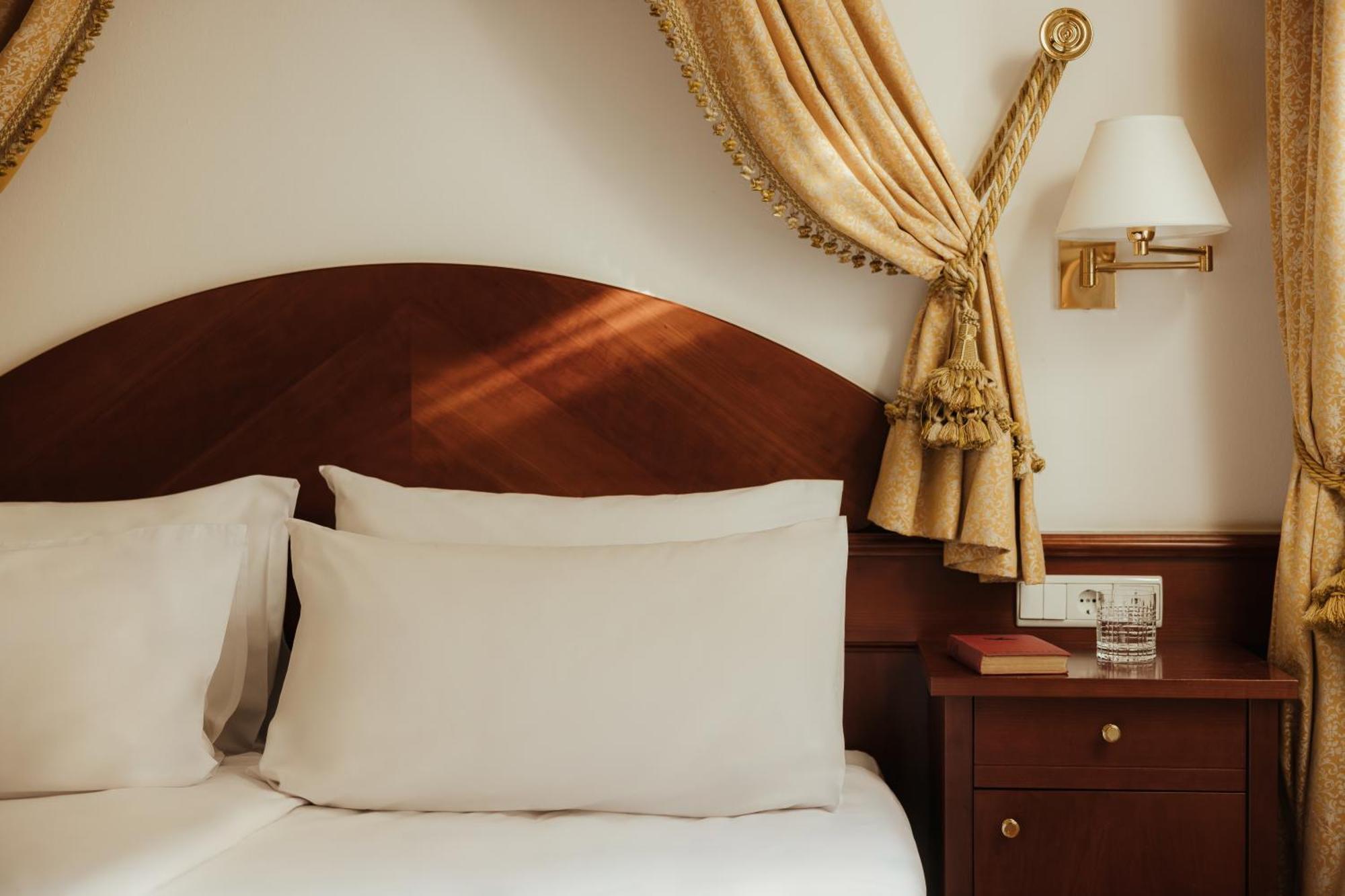 Hotel Corso Am Graben Brunico