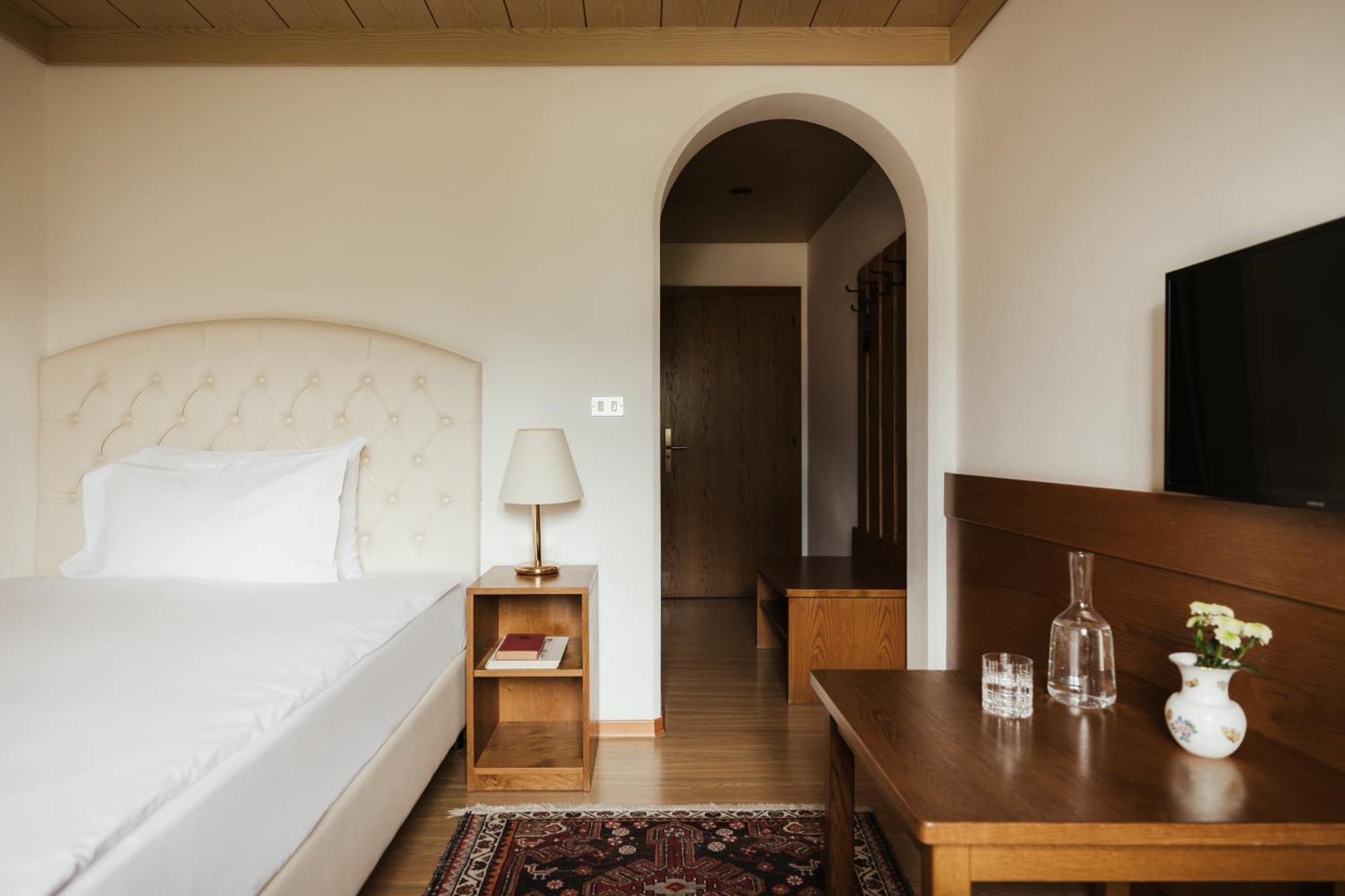 Corso Am Graben 4*