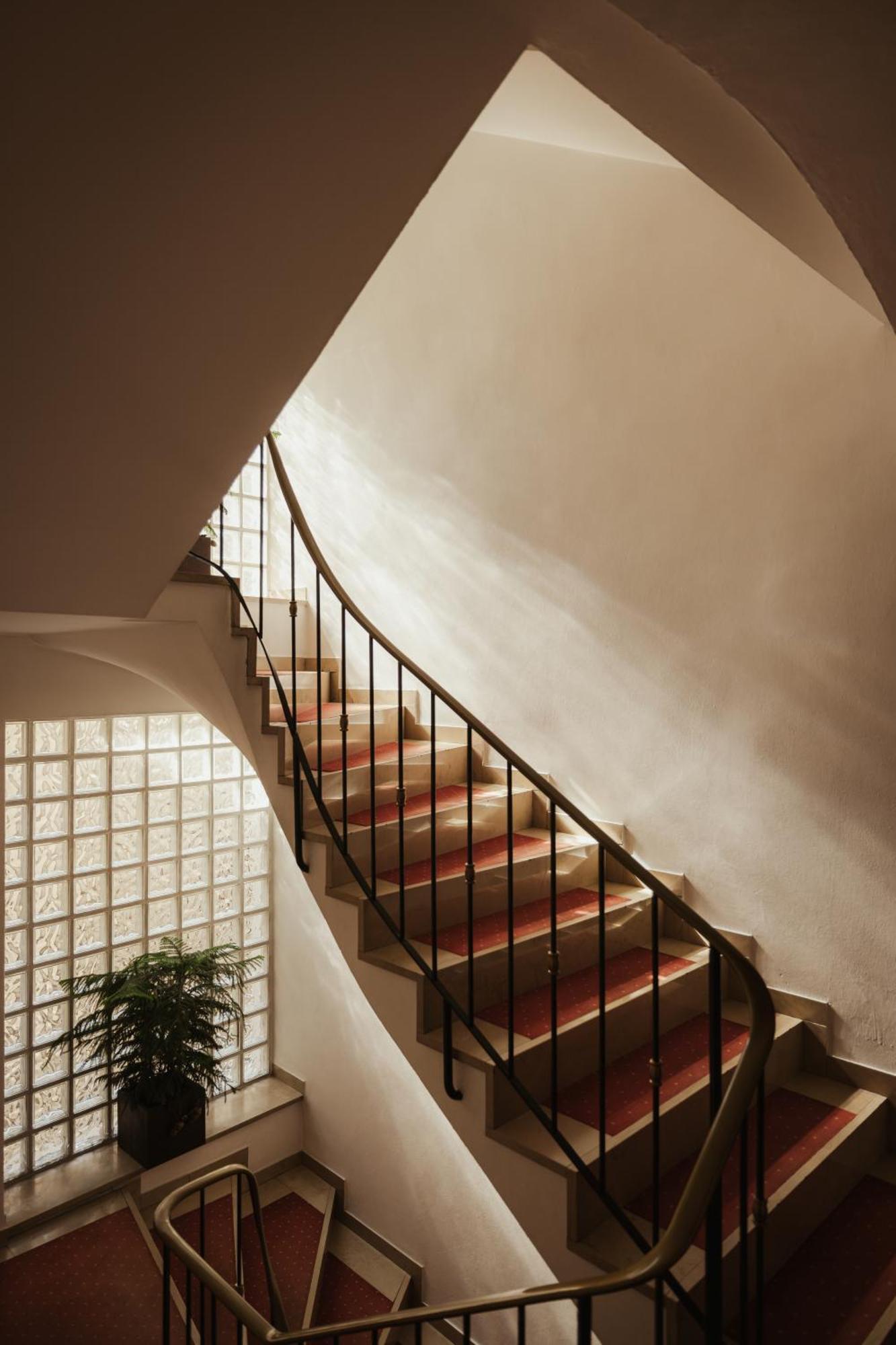 Hotel Corso Am Graben 4*